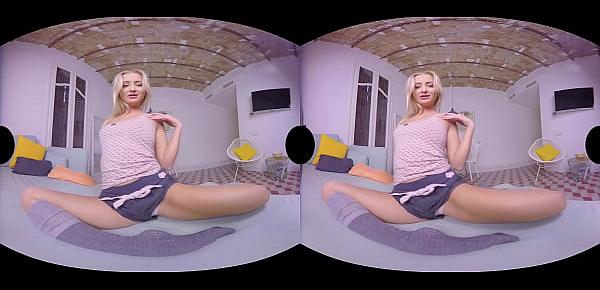  VirtualRealPorn.com - VR Girl